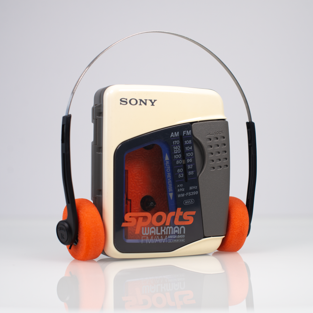 SONY SPORTS WALKMAN WM-FS399 AM/FM PORTABLE CASSETTE PLAYER – High ...