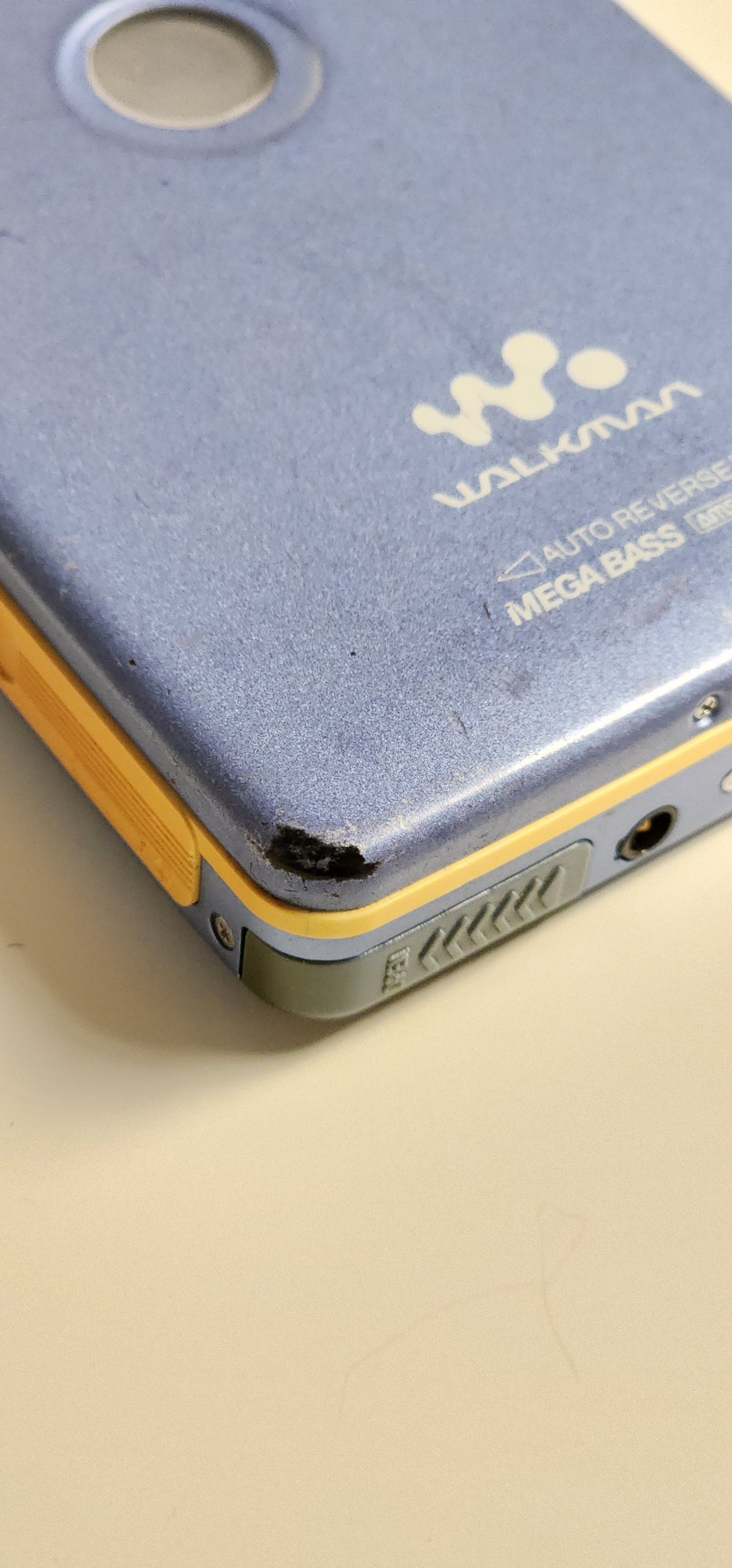 SONY WALKMAN WM-EX621 BLUE PORTABLE CASSETTE PLAYER A- grade)